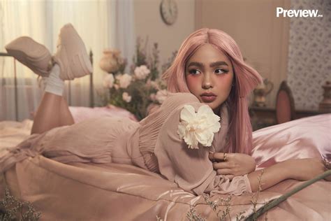 Behind the Scenes of Preview's Andrea Brillantes July 2023 .
